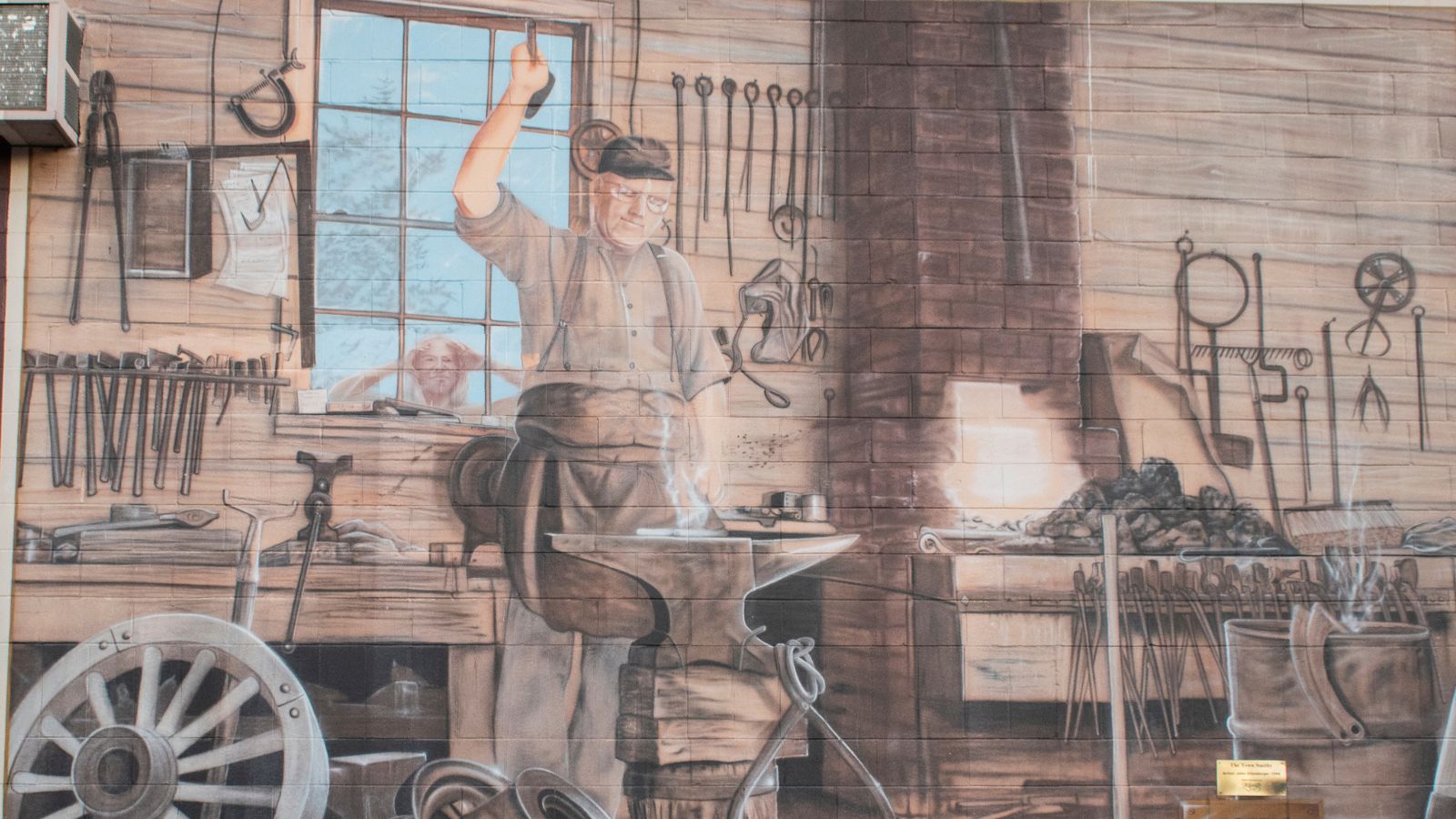 Photo of the Town Smithy mural.